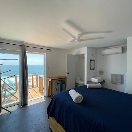 Black Sand Beachhouse Monterrico Exterior photo